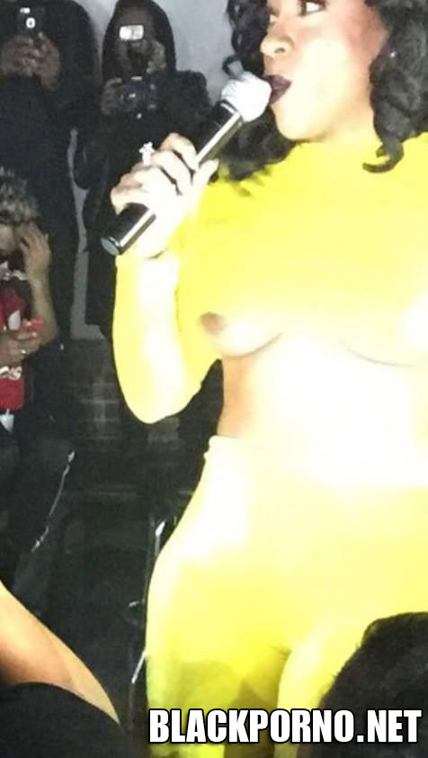 k-michelle-nipple-slip6